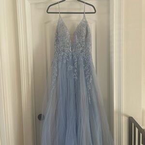 Elegant Blue Lace Evening Gown